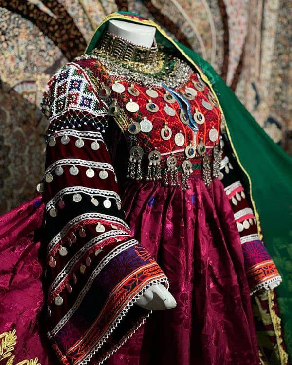 Afghani culture dress 1