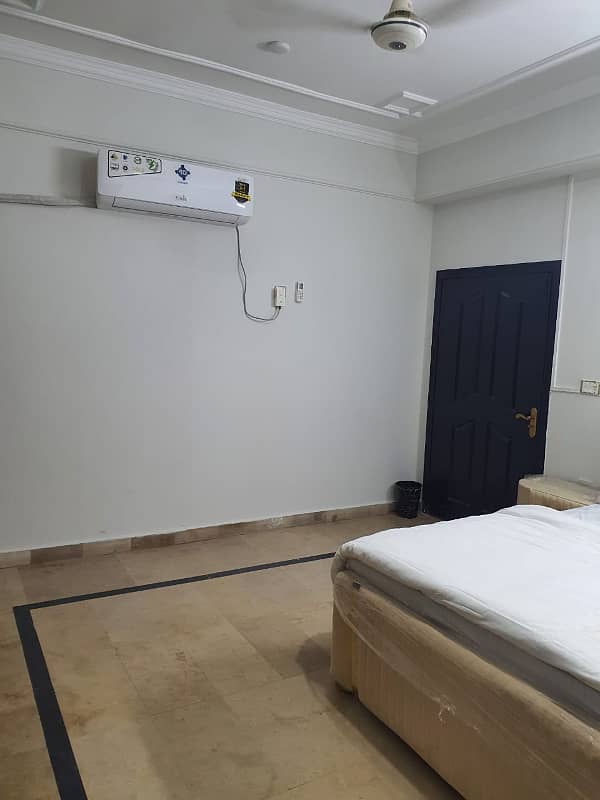 per day three bed fully furnished apartment for rent in E-11 Islamabad 4