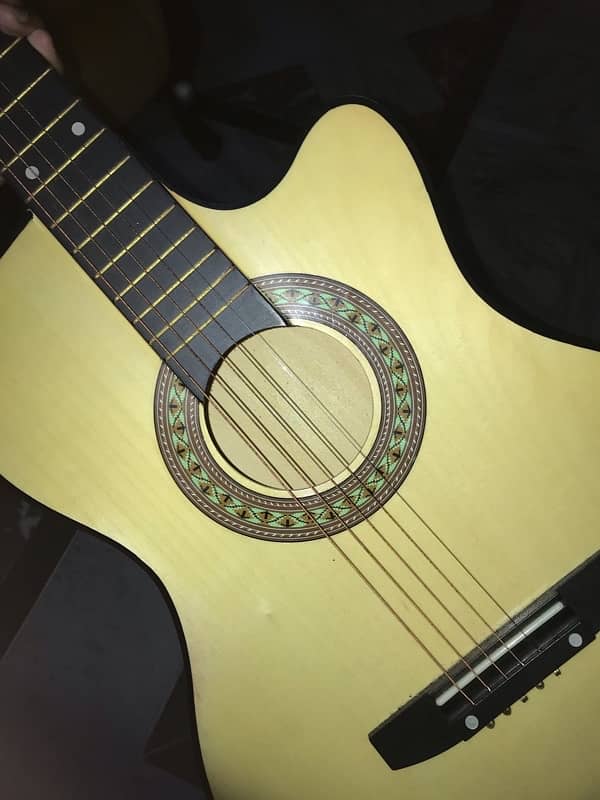 Acoustic Basic Guitar Condition 8/10 1