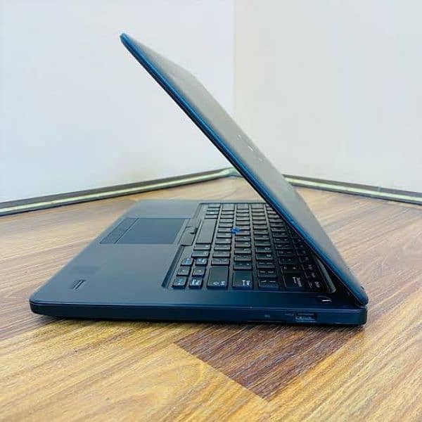 Dell Latitude E5450 1