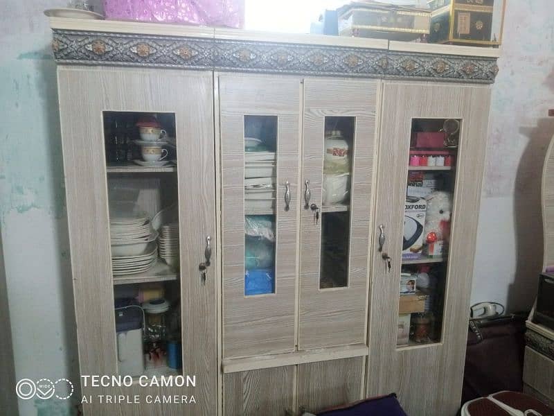 furniture for sell urgent shifting Karni h 0