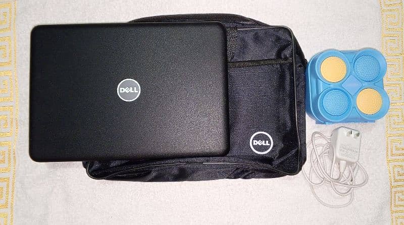 Dell Chromebook 13.3" Display | 4GB RAM | 16GB Storage | FREE GIFT 1