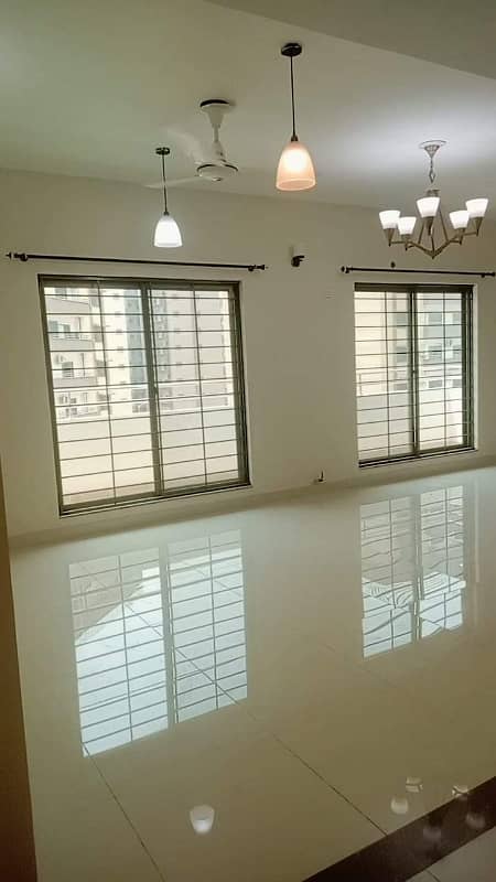 10 Marla 3 Bed Flat For Sale In Askari 11 Lahore 21