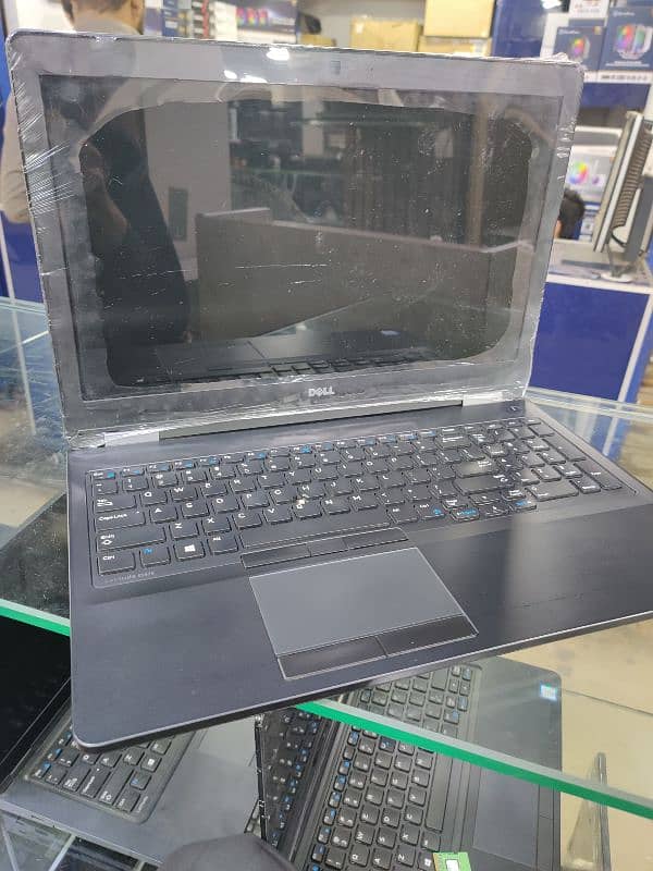 Dell latitude 5570 i5 6th 0