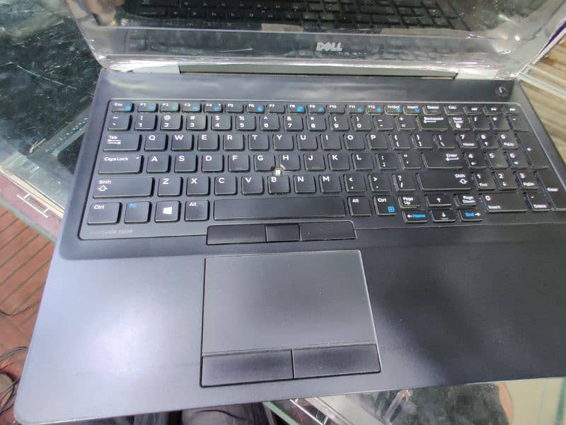 Dell latitude 5570 i5 6th 1