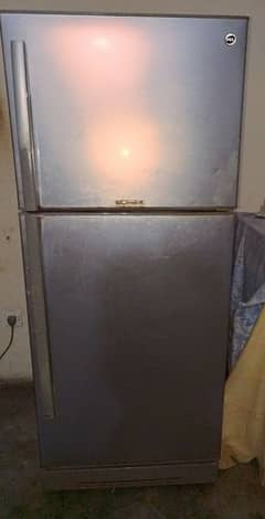 Pel refrigerator full size bast condition