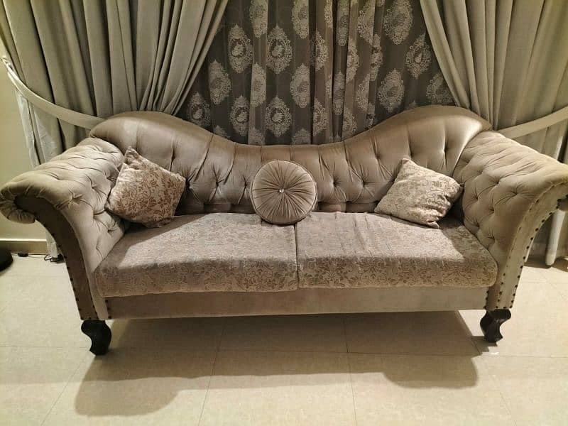 7 seater sofa in good condition 5