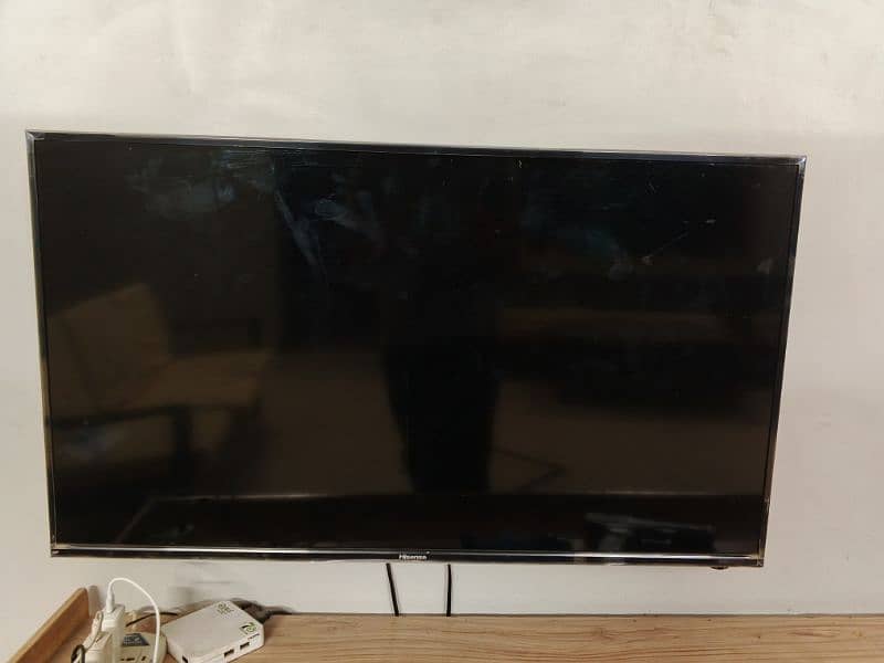 Dead led tv - Hisense 42" 0