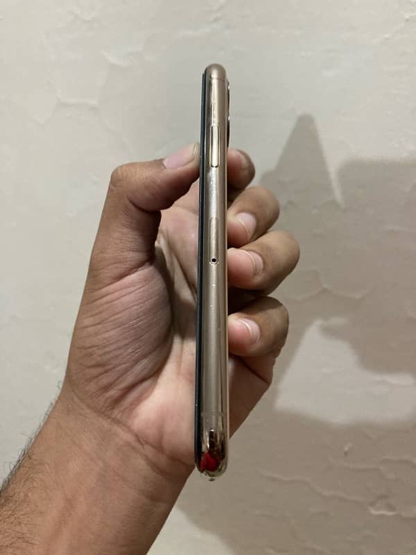 Iphone 11 pro Factory Unlocked 4