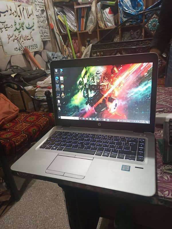 I5 6th generation HP eltebook 840 g3 Excellent condition 5