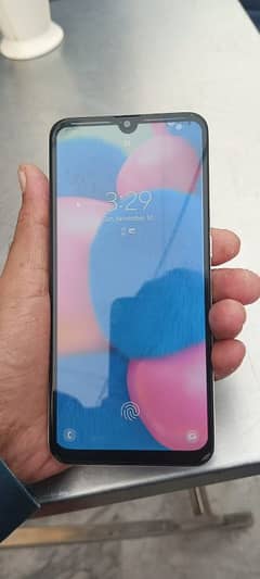 samsung A30s 4 gb 64gb