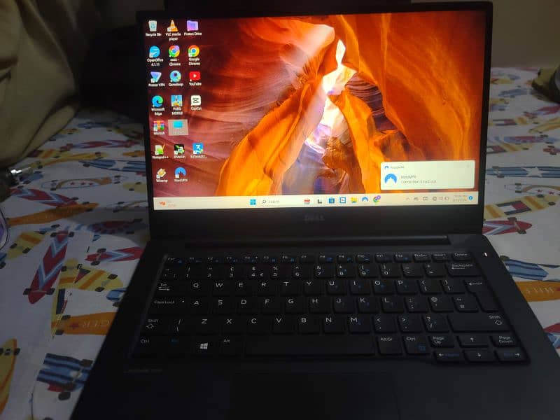 Dell latitude 7370 m7 6gen 4k touch screen 4