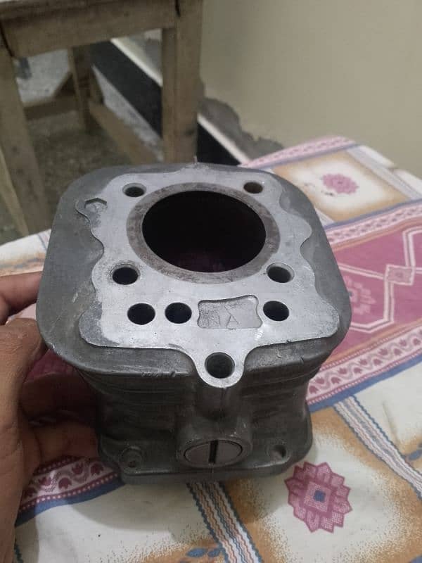 Honda cg 1998 model cylinder AHL 1 for sale 3