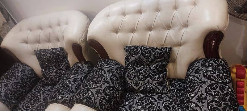 sofa set 5 seater with table 0