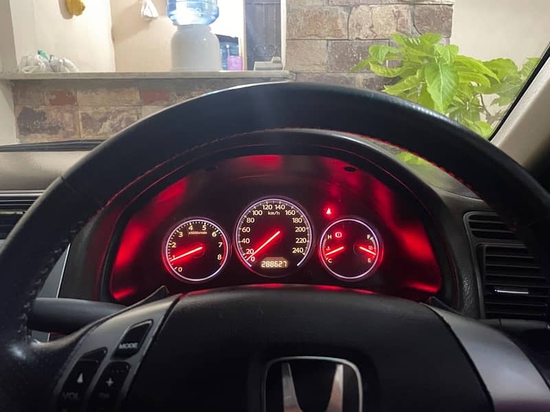 Honda Civic EXi 2005 5