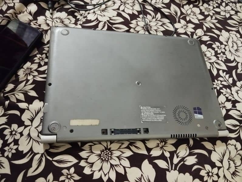 Toshiba laptop 1