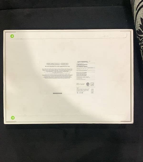 Macbook Pro M3 Pro 1