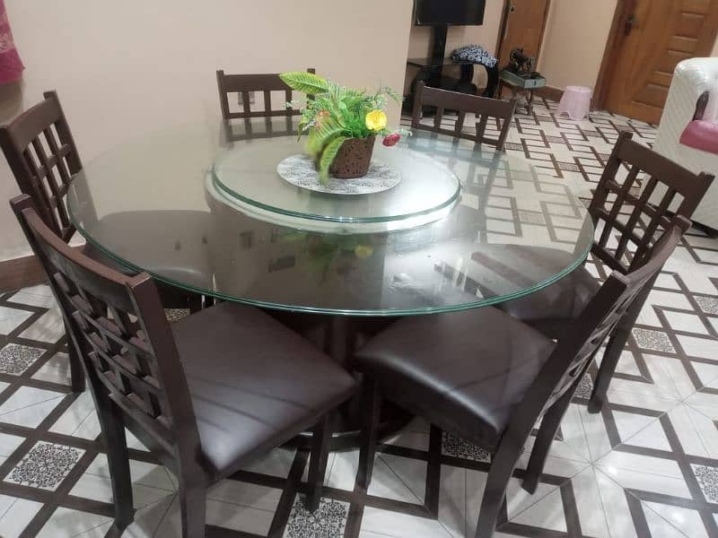 6 seater dining table 4