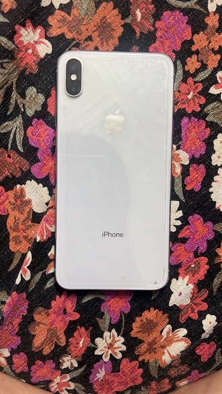 iPhone XS Max 0