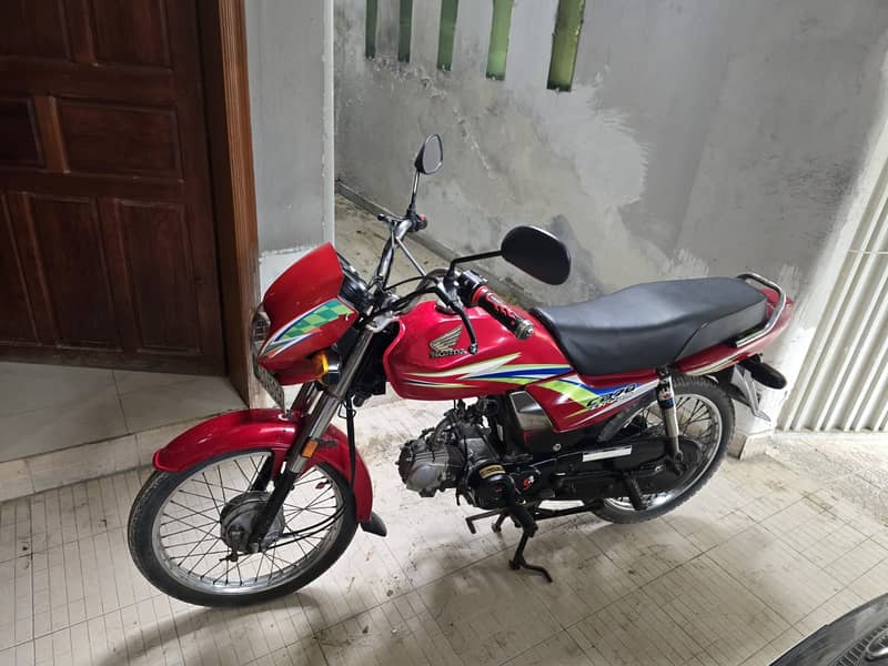 Honda CD 70 Dream 4