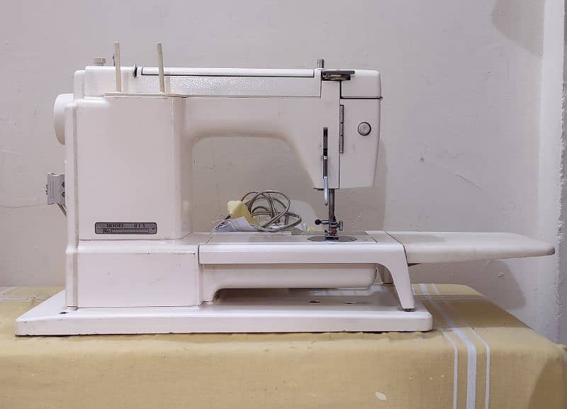 Janome Sewing machine Japan 3