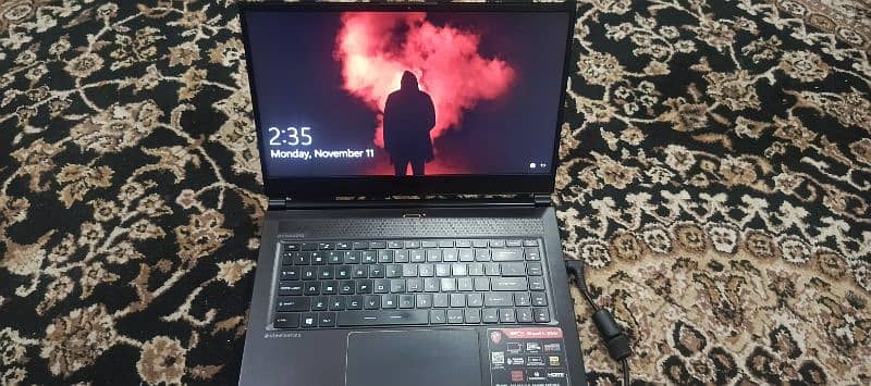 Selling MSI Stealth GS65 Laptop 9