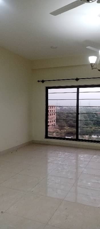 4 Bedroom Askari Flat For Sale in Askari Tower 3 DHA Phase 5 Islamabad 2