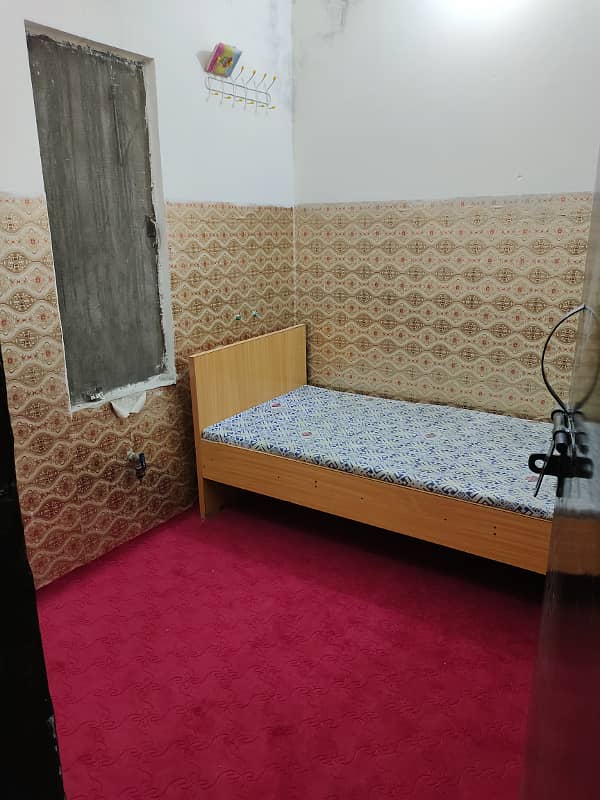 Room house hostel girls boys families couples guest rooms 3