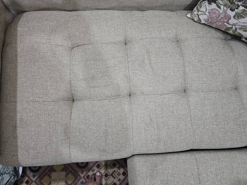 L shaped 5 seater sofa unsed 3