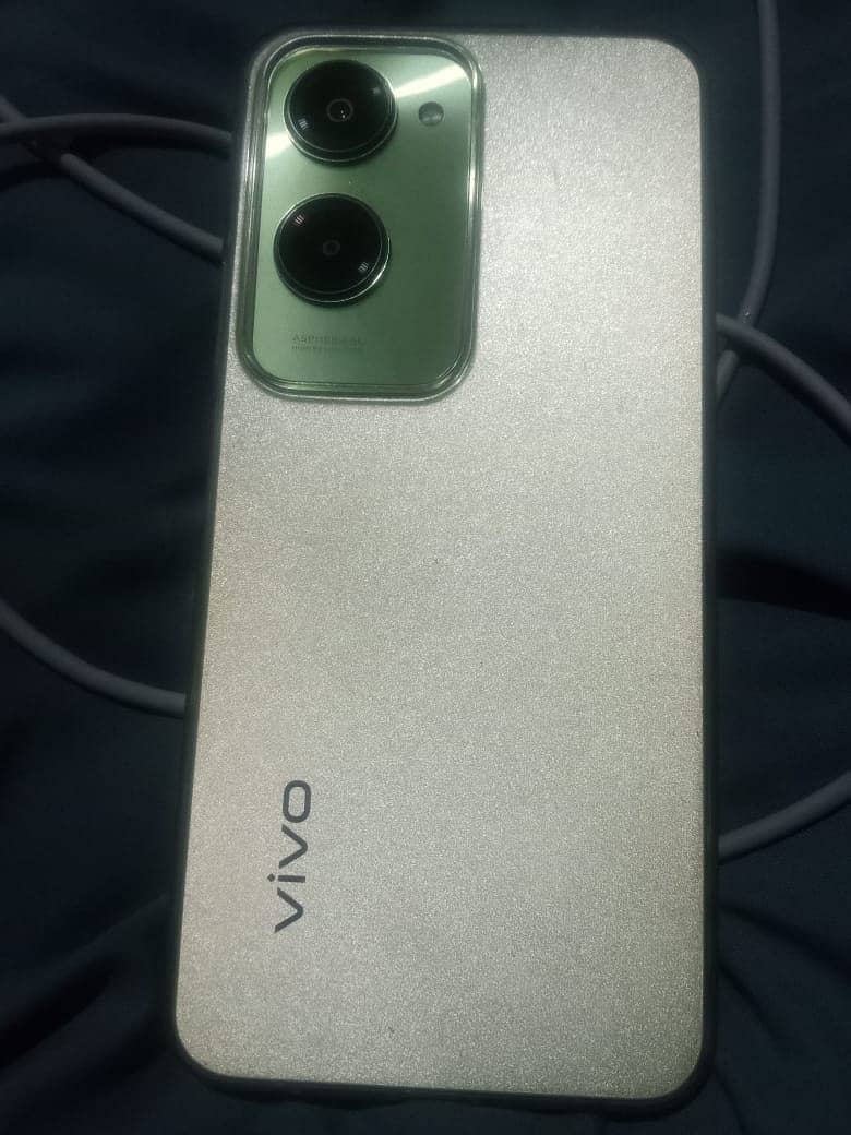 Vivo Y18.6/128 GB like New Condition 10/10 0