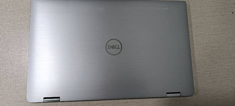 Dell Latitude 9520 360 Touch metal body with High quality sound 6