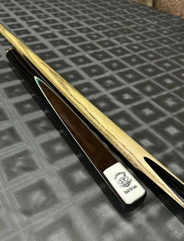 Snooker Cue Handmade with a bag 2