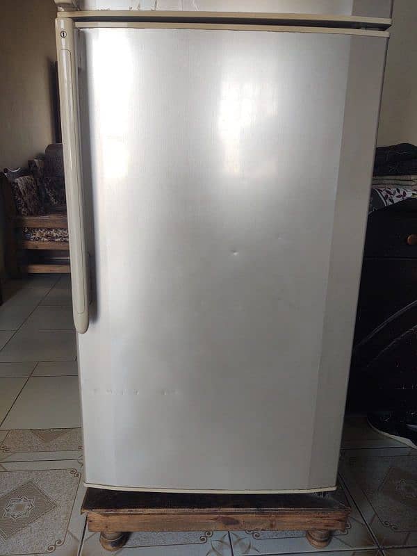 refrigerator Haier hrf-380 in cheap price 2