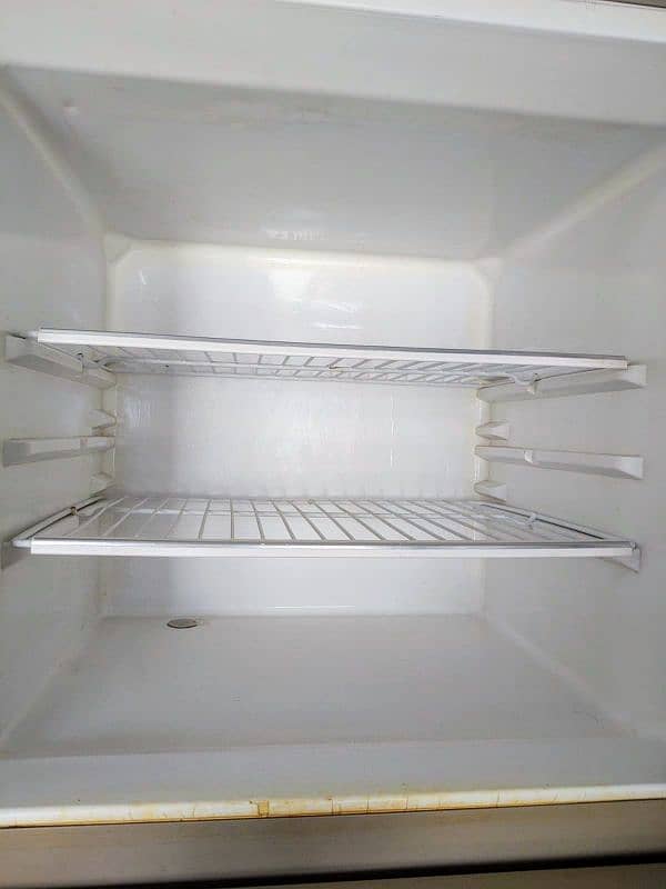 refrigerator Haier hrf-380 in cheap price 12