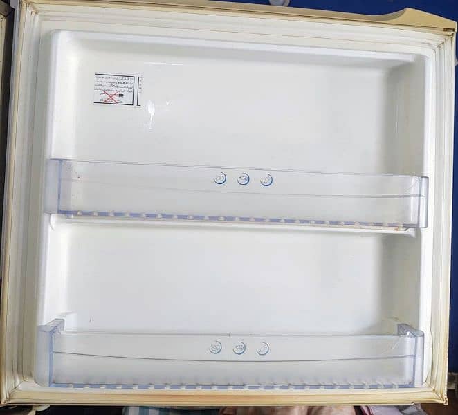 refrigerator Haier hrf-380 in cheap price 16