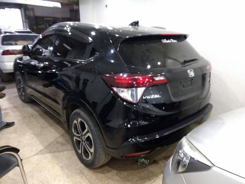 Honda Vezel Z Sensing 2016 - 2022 1