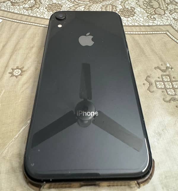 IPHONE XR 0