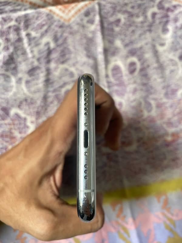 iPhone 11 Pro 256GB Dual PTA 0317 7127772 4