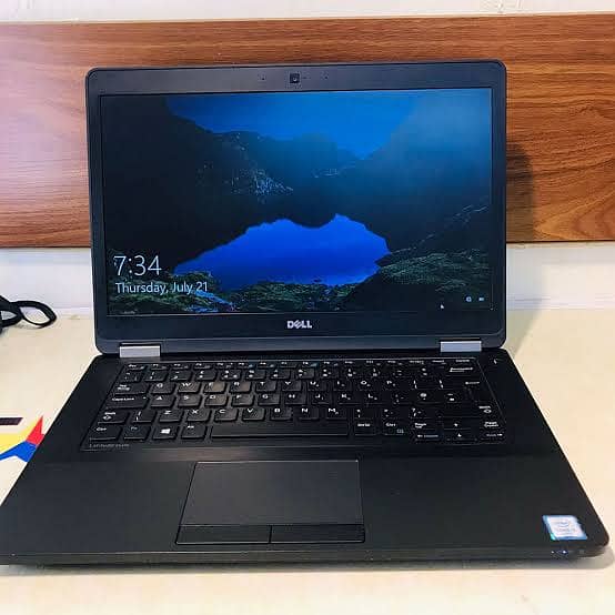 Dell Latitude e5470 Laptop 1