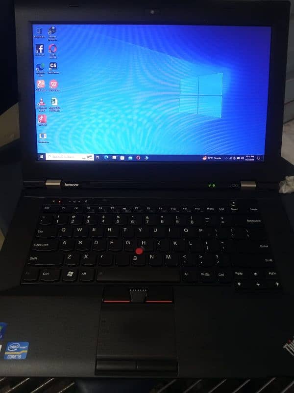 urgent sale laptop 4