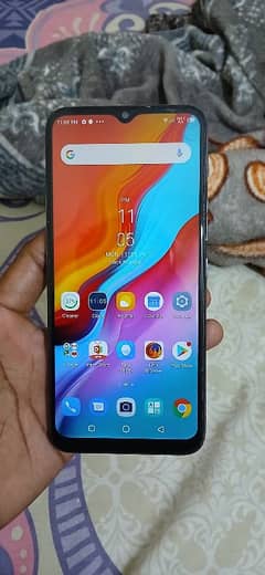 infinix HOT 8