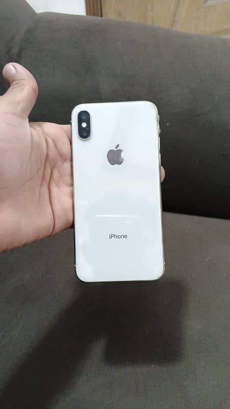 iPhone X 4