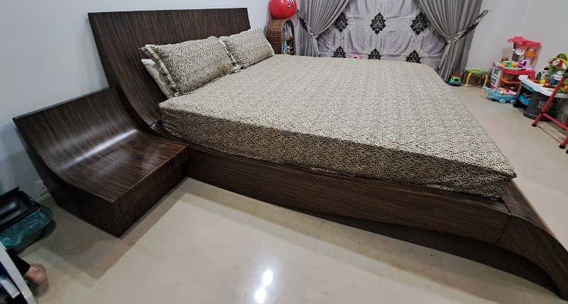 Modern style Bed 5