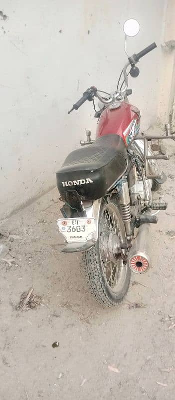 Honda CG125 good Condition 2008 models one hand use 2