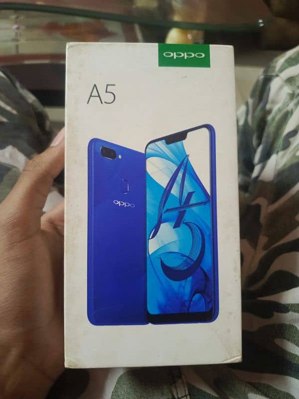 oppo a5 4/32 gb 8