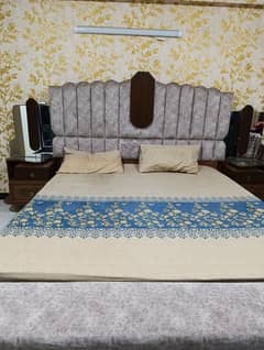 king bed & side table without mattres