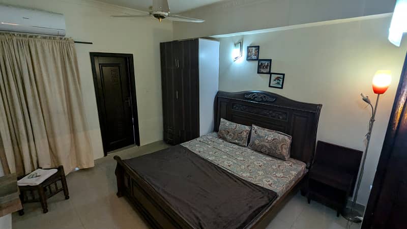 TWO BEDROOMS APARTMENT AVAILABLE FOR RENT ON DAILY/WEEKLY BASIC E-11 1