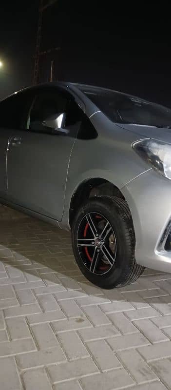 Toyota Vitz 2017 3