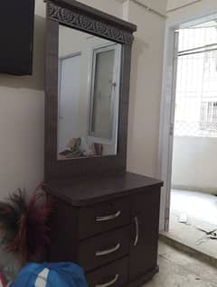 selling my dressing table