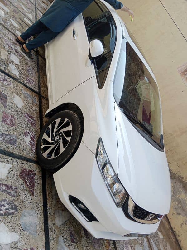 Honda Civic VTi Oriel Prosmatec 2015 UG Full Option Leather Seats 3